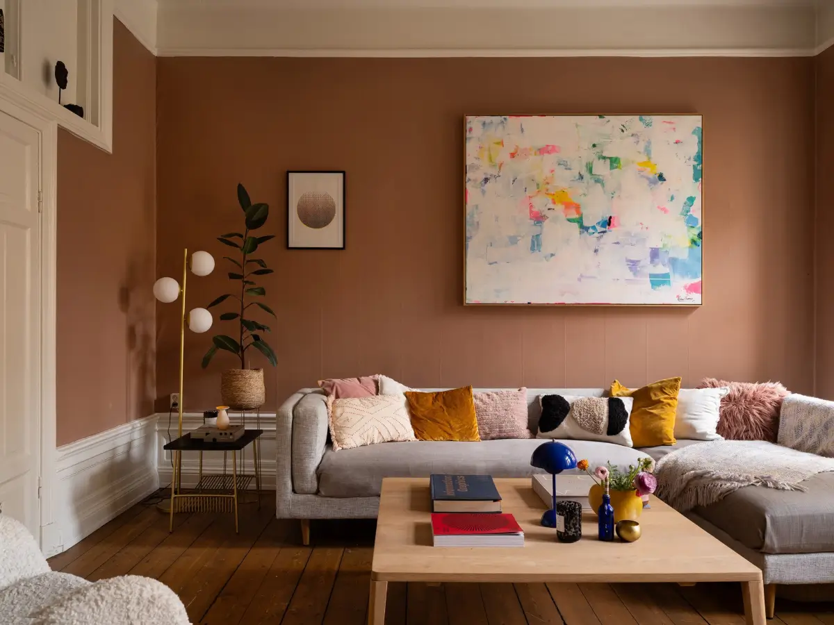Warm and Rich Colors in a 19th-Century Stockholm Apartment 1 cozy-colorful-rooms-19th-century-stockholm-apartment-nordroom