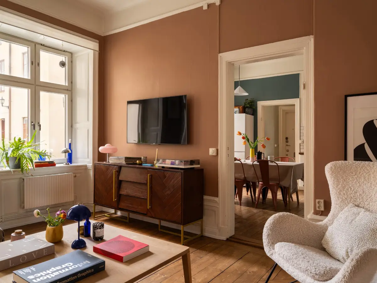 Warm and Rich Colors in a 19th-Century Stockholm Apartment 6 cozy-colorful-rooms-19th-century-stockholm-apartment-nordroom