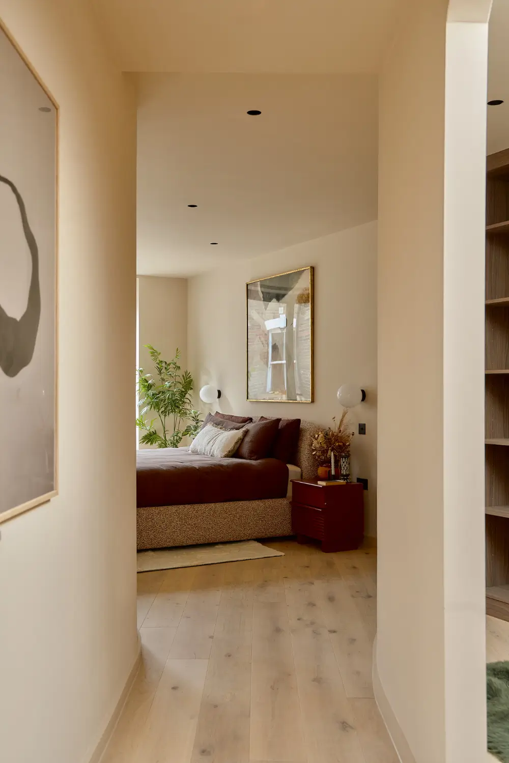 Midcentury and Japanese Influences in a Sustainable London New Build 22 curves-textures-new-build-house-london