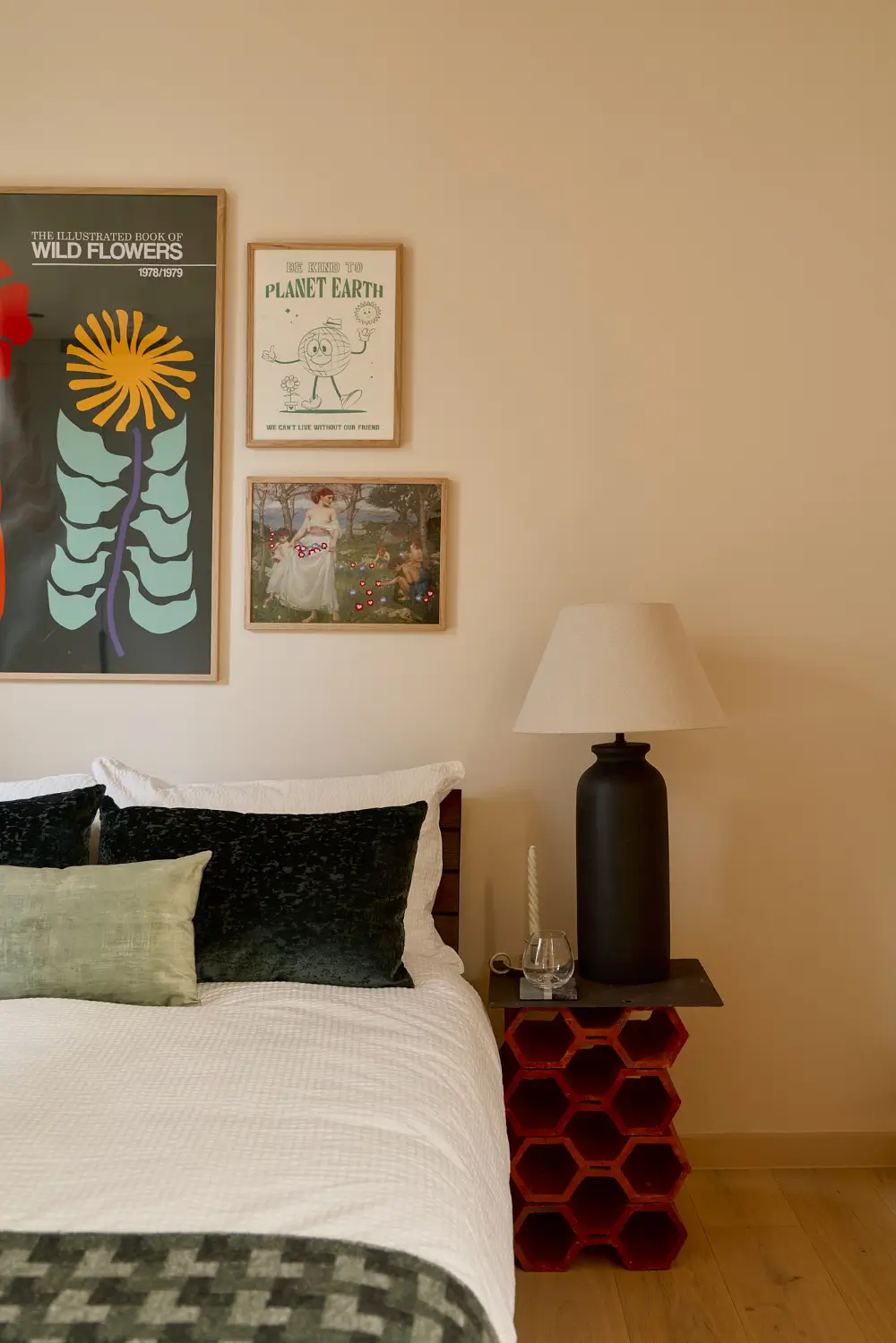 Midcentury and Japanese Influences in a Sustainable London New Build 32 curves-textures-new-build-house-london