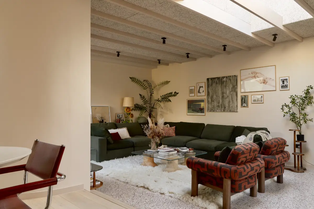 Midcentury and Japanese Influences in a Sustainable London New Build 7 curves-textures-new-build-house-london