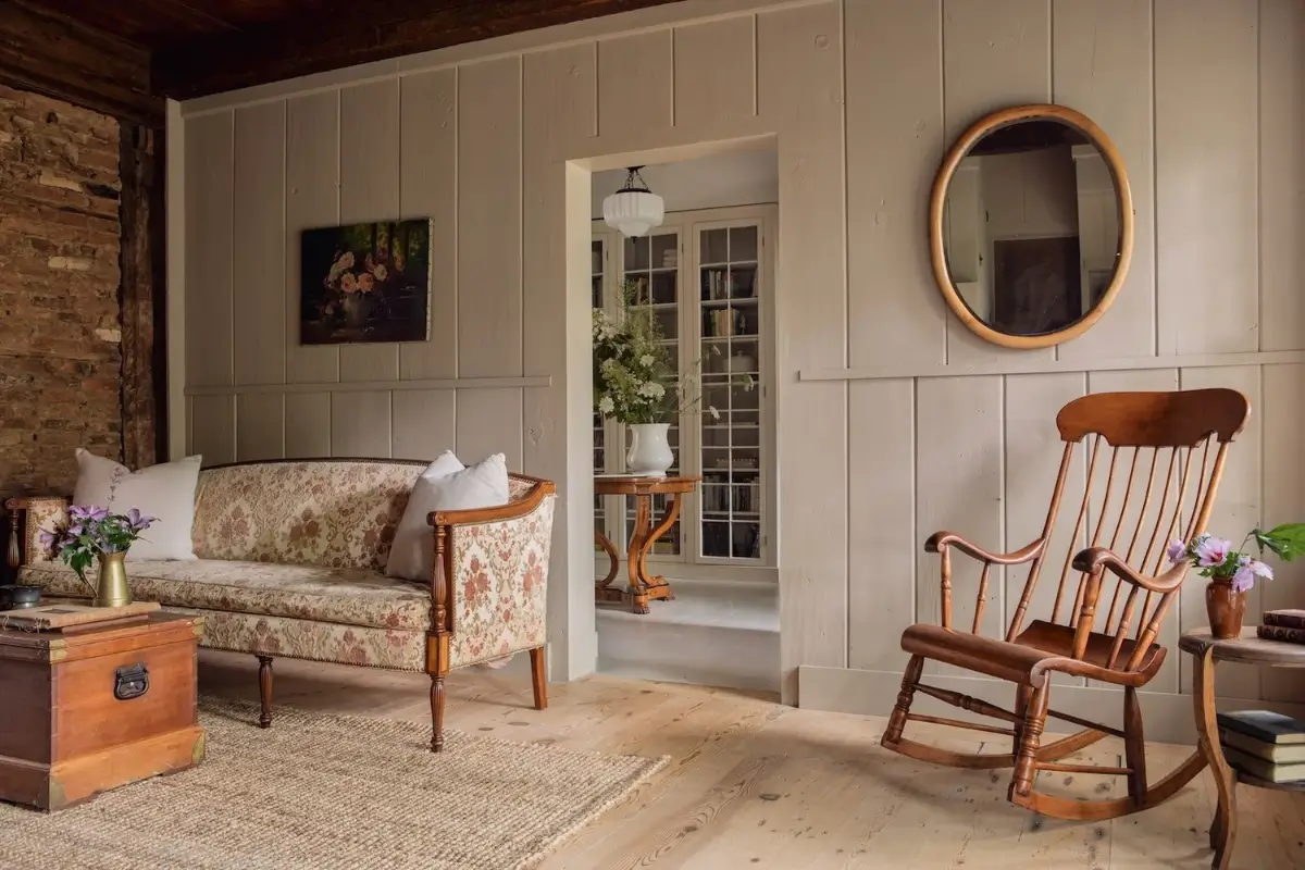 Light Rooms and Pink Tones in One of the Hudson Valley’s Oldest Homes 21 early-18th-century-dutch-house-hudson-valley