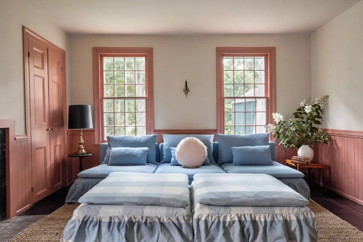 Light Rooms and Pink Tones in One of the Hudson Valley’s Oldest Homes 25 early-18th-century-dutch-house-hudson-valley