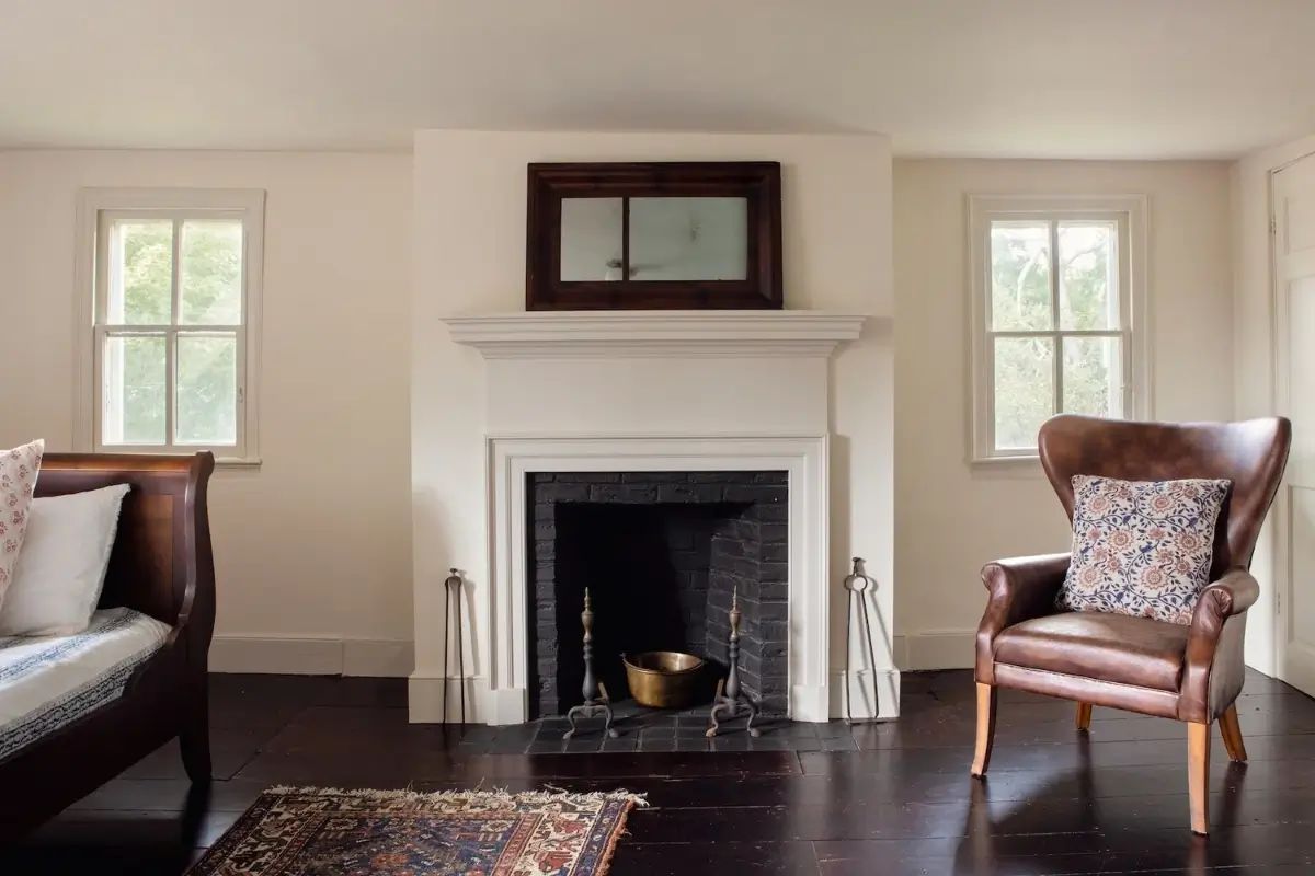 Light Rooms and Pink Tones in One of the Hudson Valley’s Oldest Homes 30 early-18th-century-dutch-house-hudson-valley