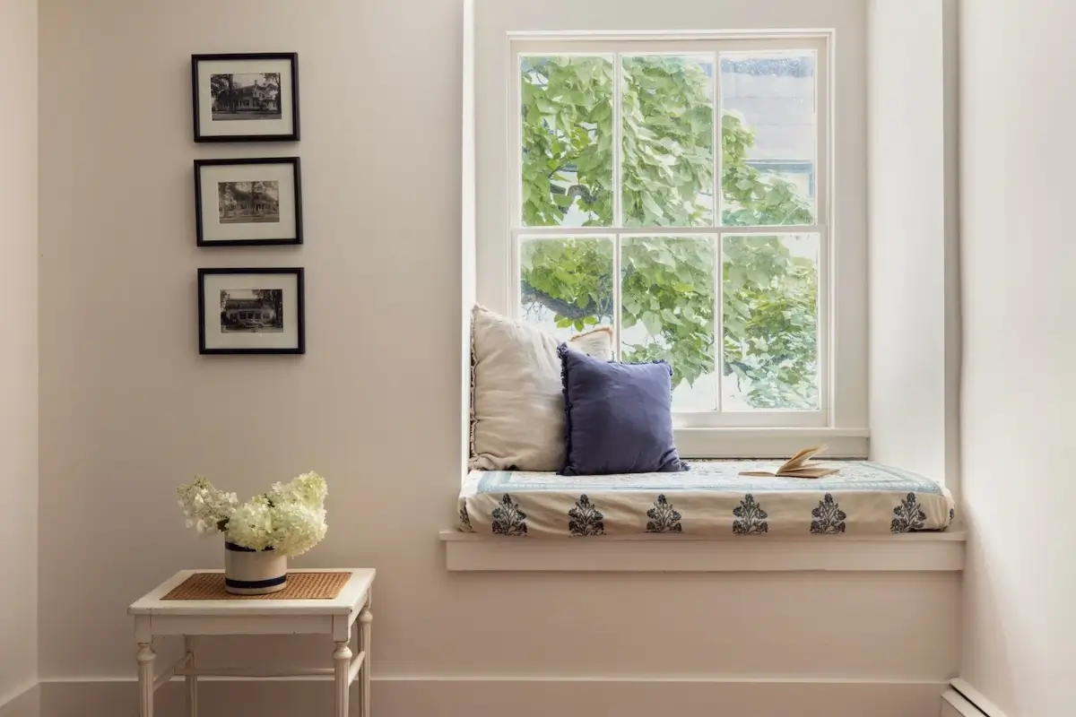 Light Rooms and Pink Tones in One of the Hudson Valley’s Oldest Homes 31 early-18th-century-dutch-house-hudson-valley