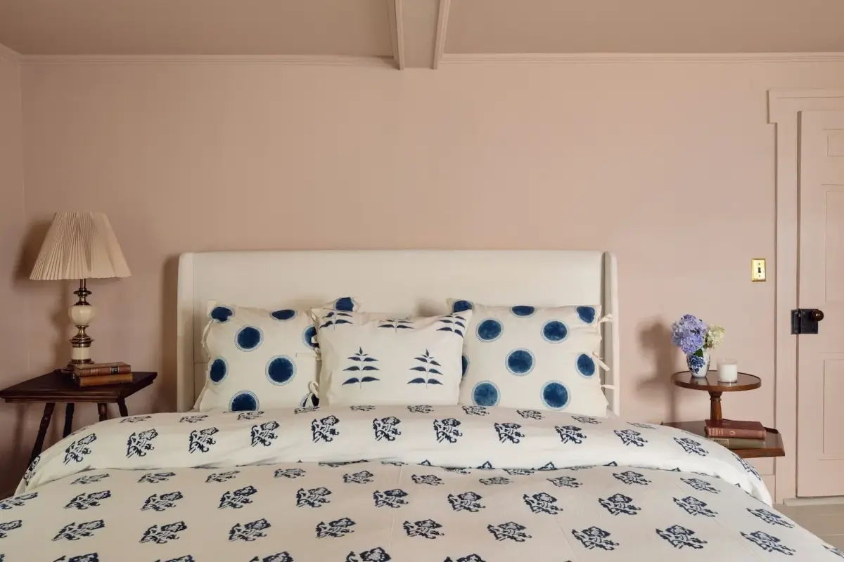 Light Rooms and Pink Tones in One of the Hudson Valley’s Oldest Homes 32 early-18th-century-dutch-house-hudson-valley