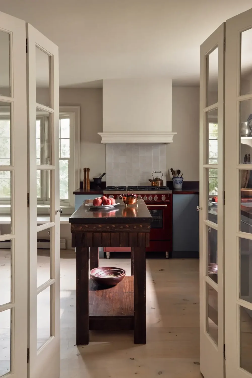 Light Rooms and Pink Tones in One of the Hudson Valley’s Oldest Homes 14 early-18th-century-dutch-house-hudson-valley