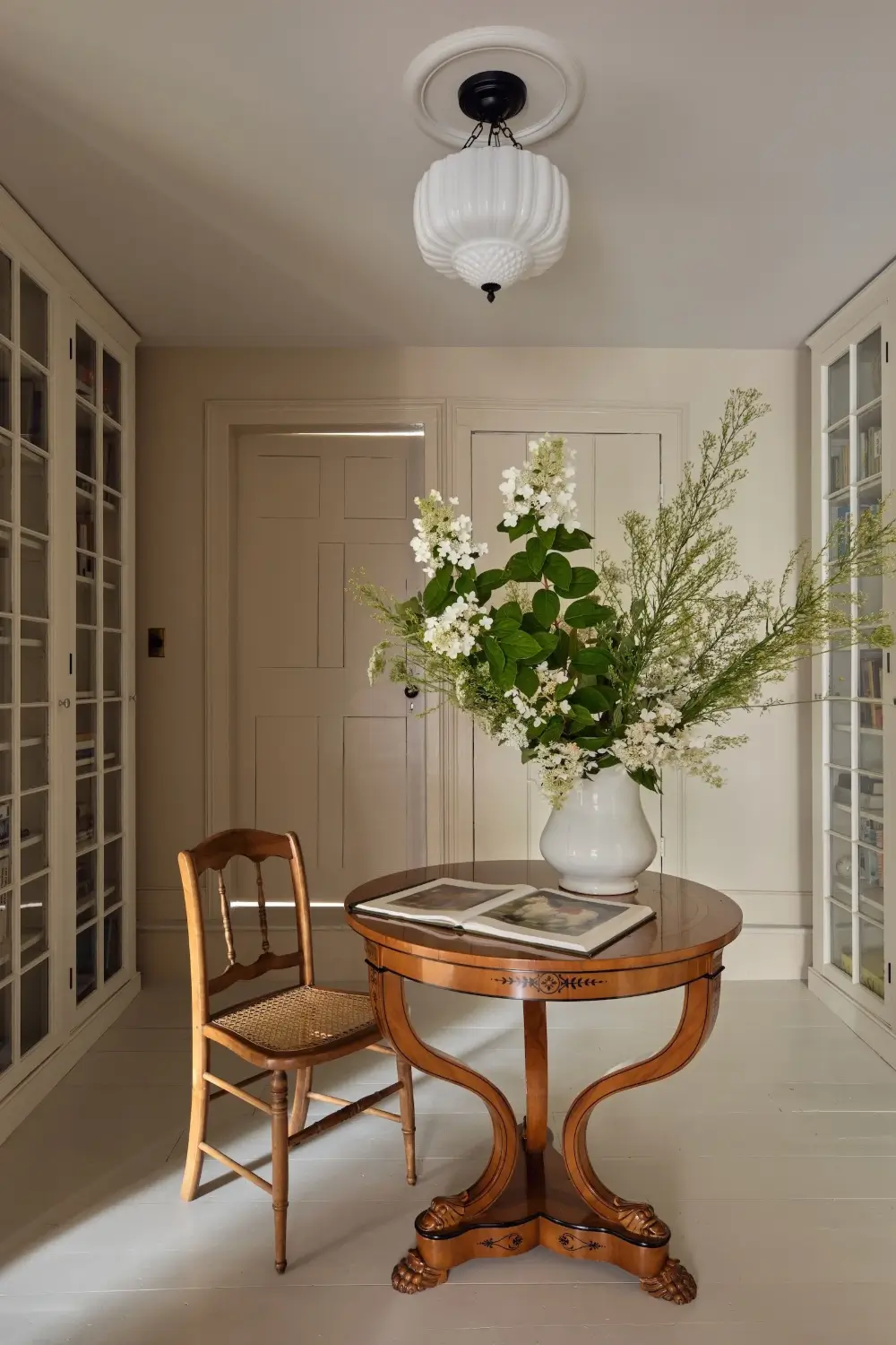 Light Rooms and Pink Tones in One of the Hudson Valley’s Oldest Homes 22 early-18th-century-dutch-house-hudson-valley
