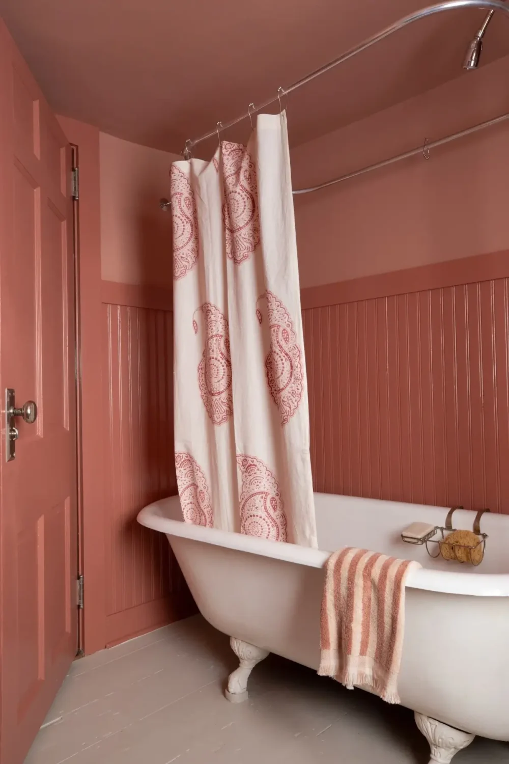 Light Rooms and Pink Tones in One of the Hudson Valley’s Oldest Homes 39 early-18th-century-dutch-house-hudson-valley