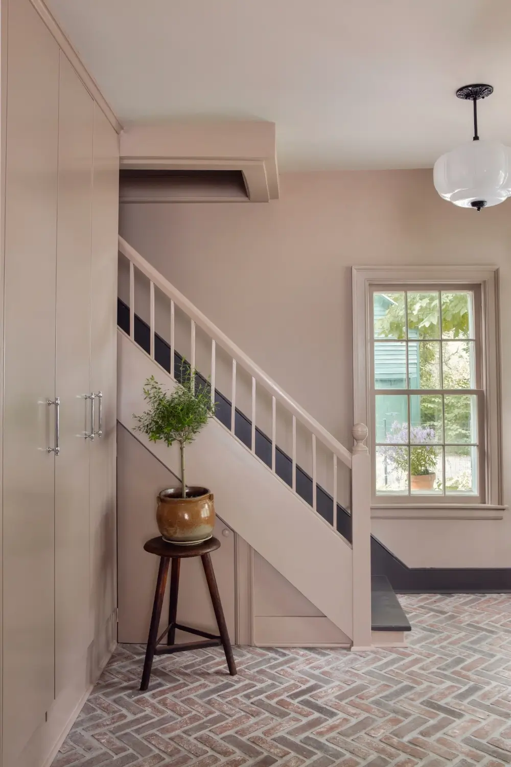 Light Rooms and Pink Tones in One of the Hudson Valley’s Oldest Homes 27 early-18th-century-dutch-house-hudson-valley