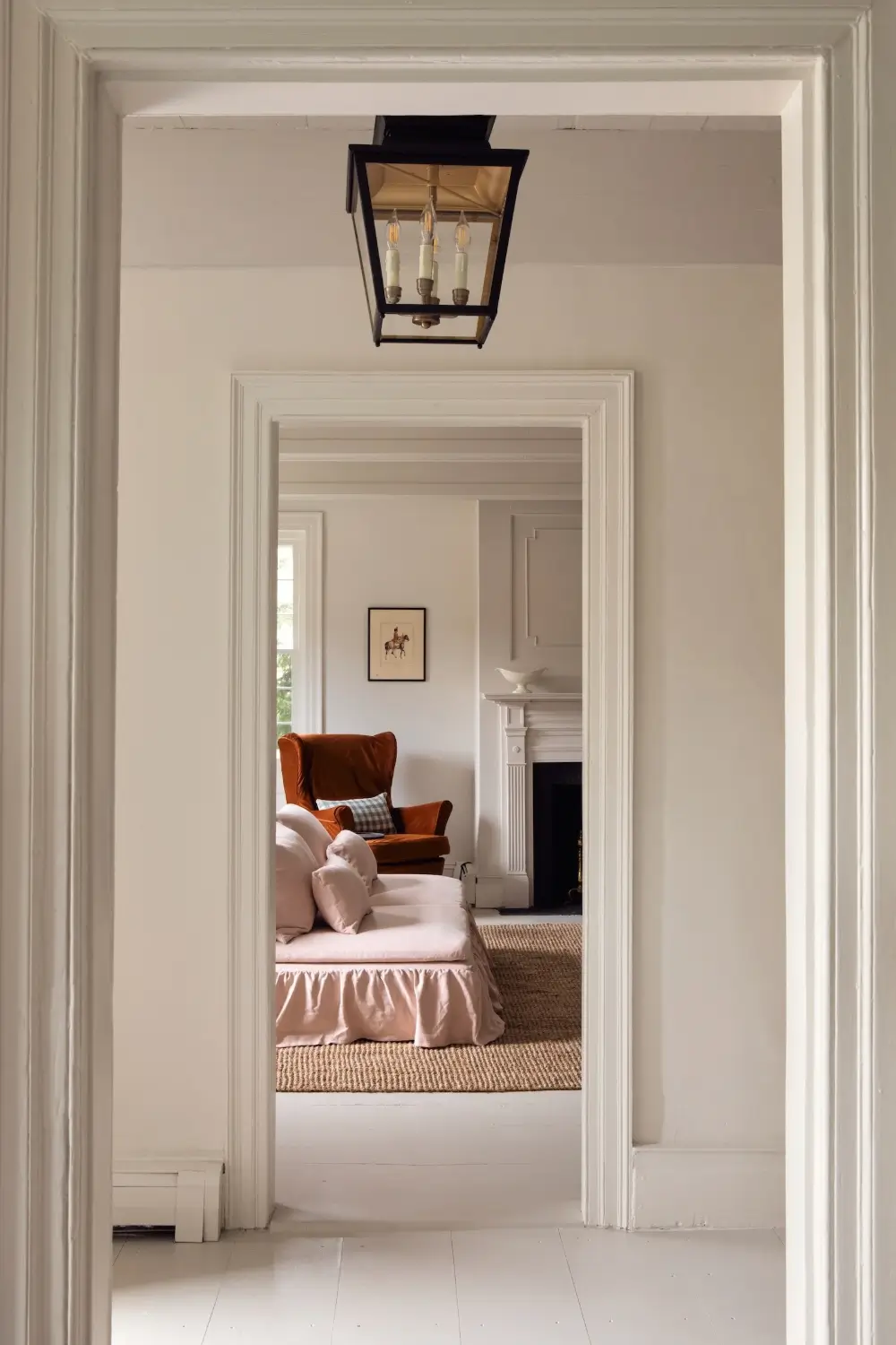 Light Rooms and Pink Tones in One of the Hudson Valley’s Oldest Homes 7 early-18th-century-dutch-house-hudson-valley