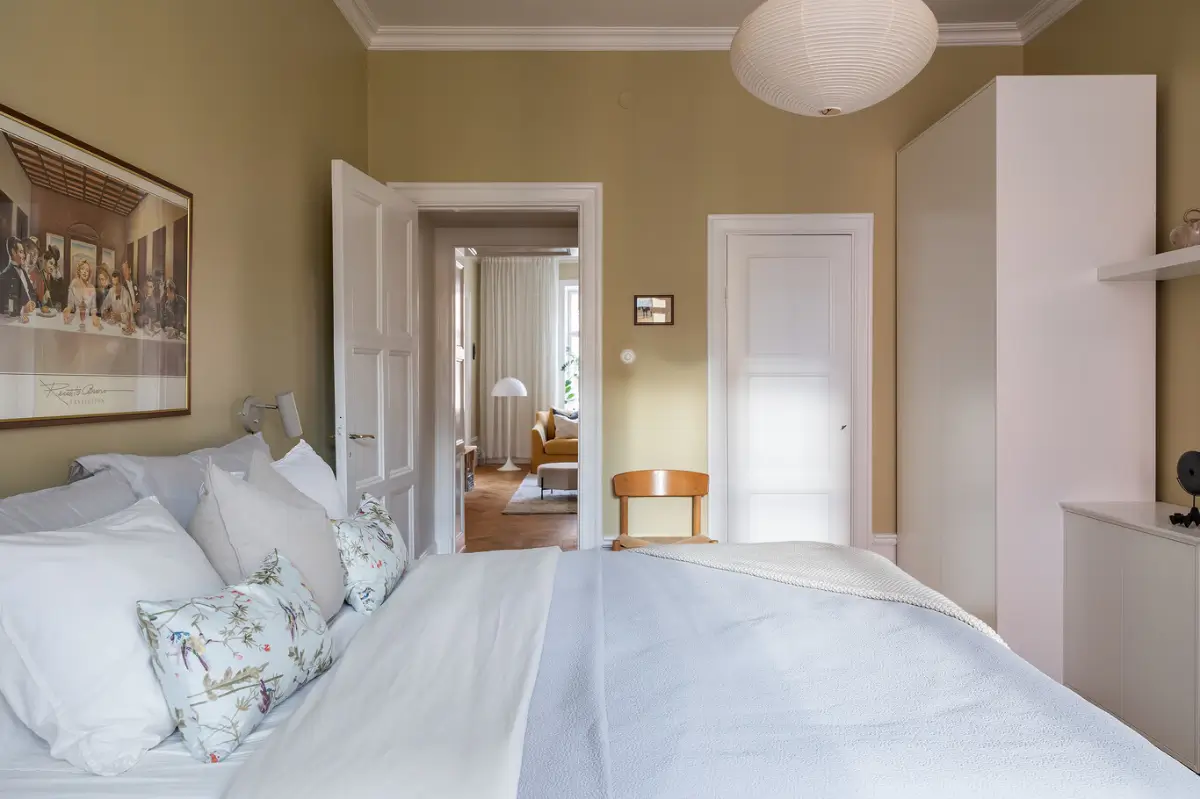Warm Beige Tones and a Stylish Kitchen in a Stockholm Apartment 22 early-20th-century-apartment-beautiful-kitchen-and-fireplace