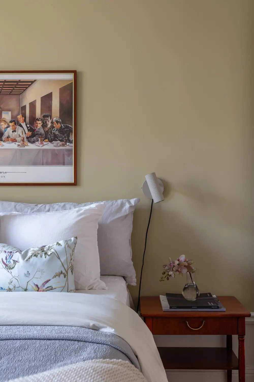 Warm Beige Tones and a Stylish Kitchen in a Stockholm Apartment 21 early-20th-century-apartment-beautiful-kitchen-and-fireplace