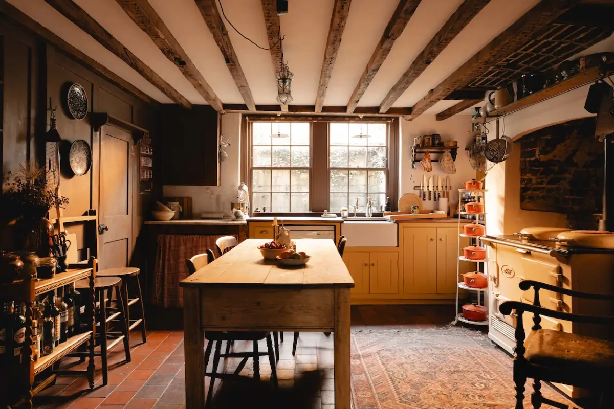 Moody Tones and Warm Light in a Restored East London Georgian Townhouse 9 moody-tones-warm-light-historic-georgian-townhouse-london
