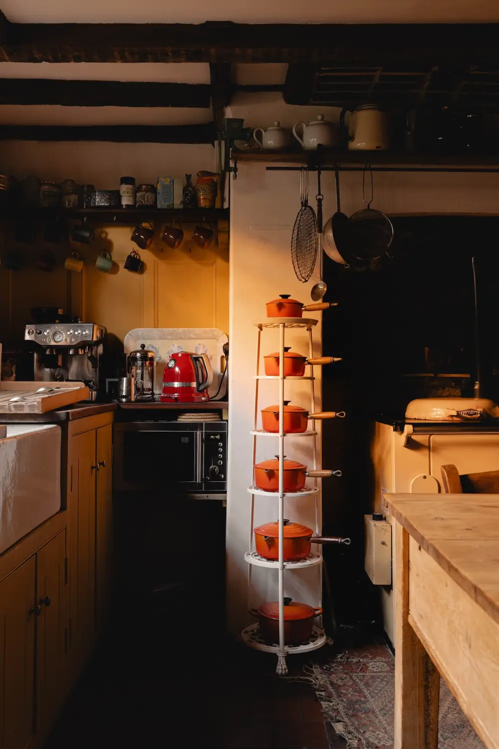Moody Tones and Warm Light in a Restored East London Georgian Townhouse 11 moody-tones-warm-light-historic-georgian-townhouse-london
