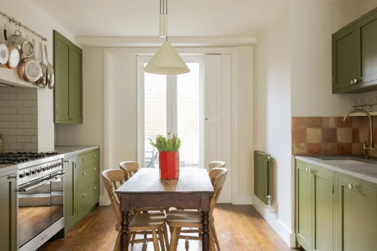 one-bedroom-victorian-garden-apartment-london