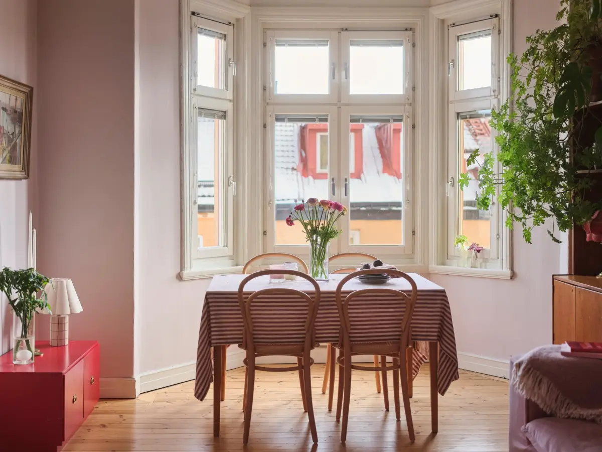 A Pink Living Room in a Top Floor Art Nouveau Apartment 2 pink-living-room-early-20th-century-apartment-nordroom