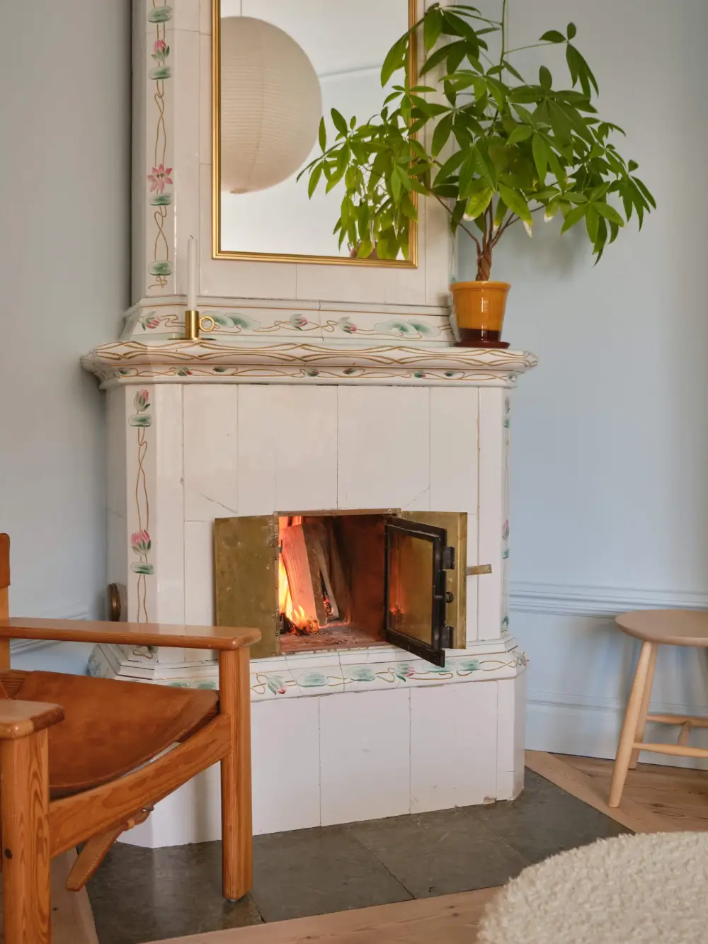 preserved-charm-spacious-stockholm-apartment-nordroom