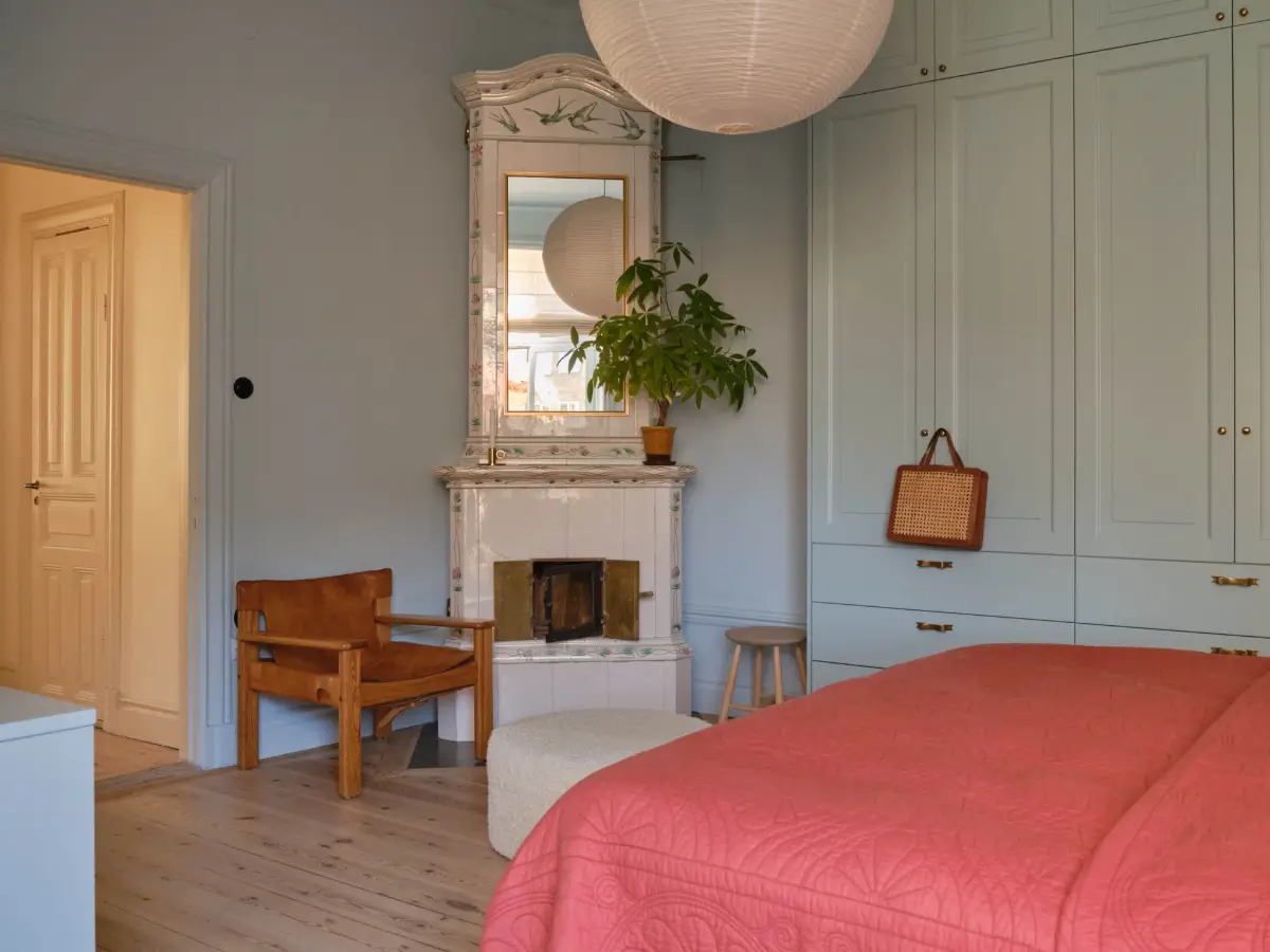 preserved-charm-spacious-stockholm-apartment-nordroom