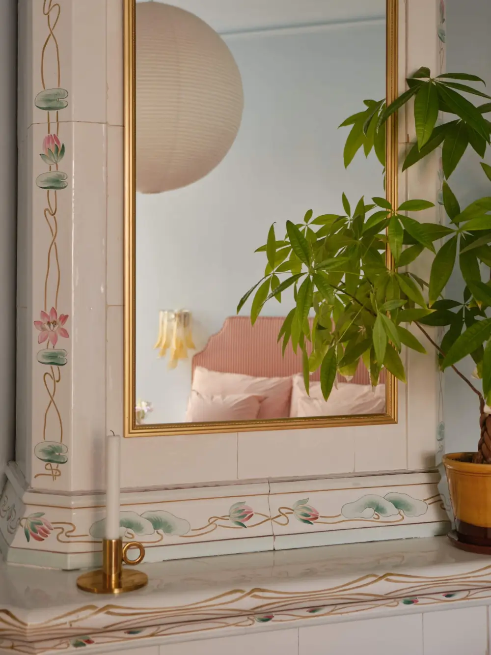 preserved-charm-spacious-stockholm-apartment-nordroom