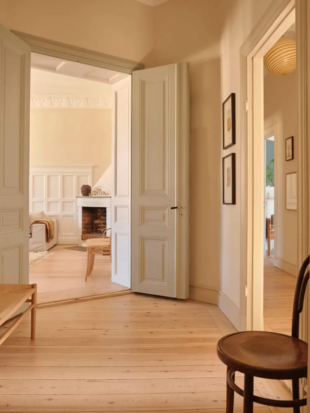 preserved-charm-spacious-stockholm-apartment-nordroom