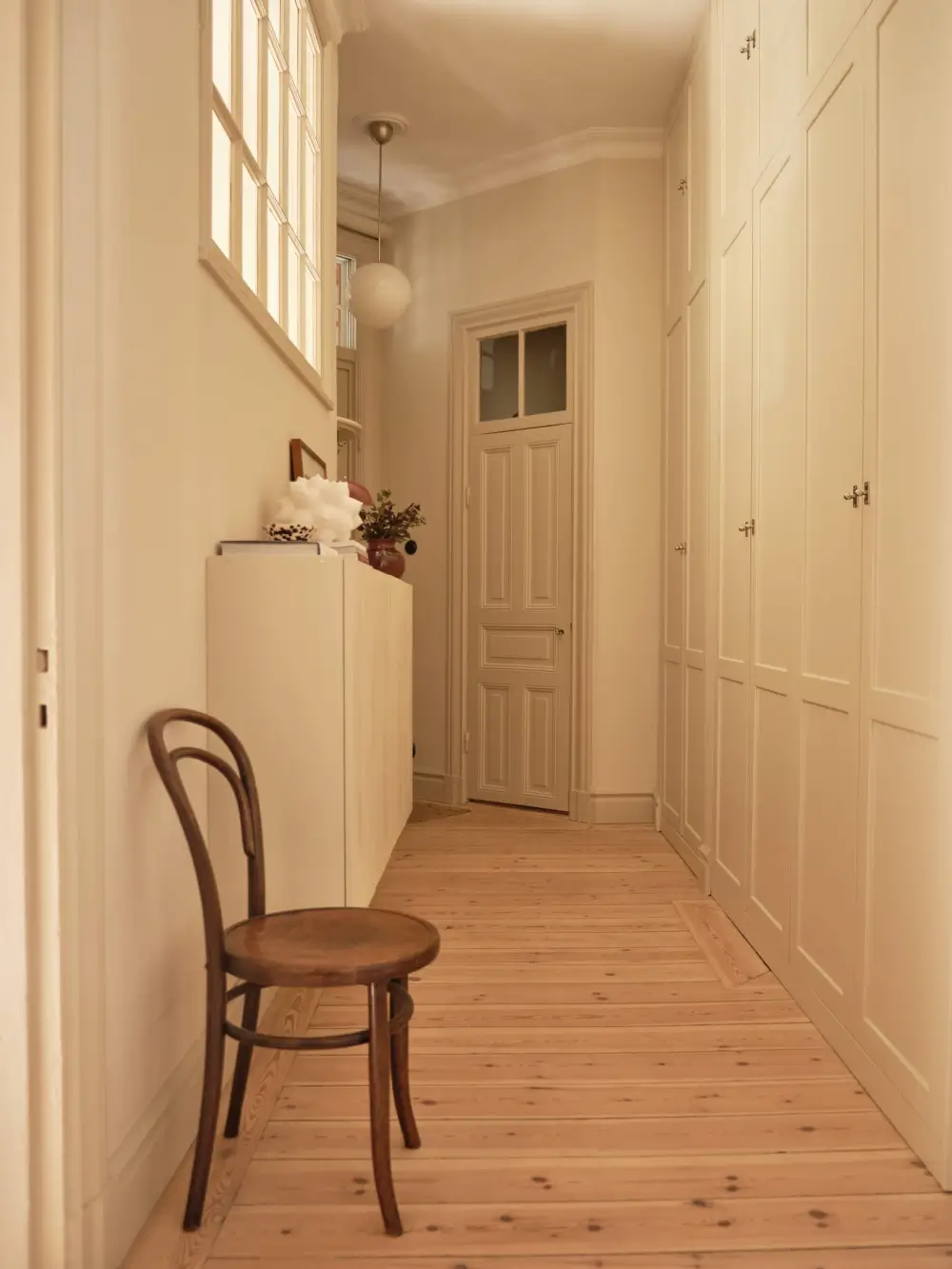 preserved-charm-spacious-stockholm-apartment-nordroom