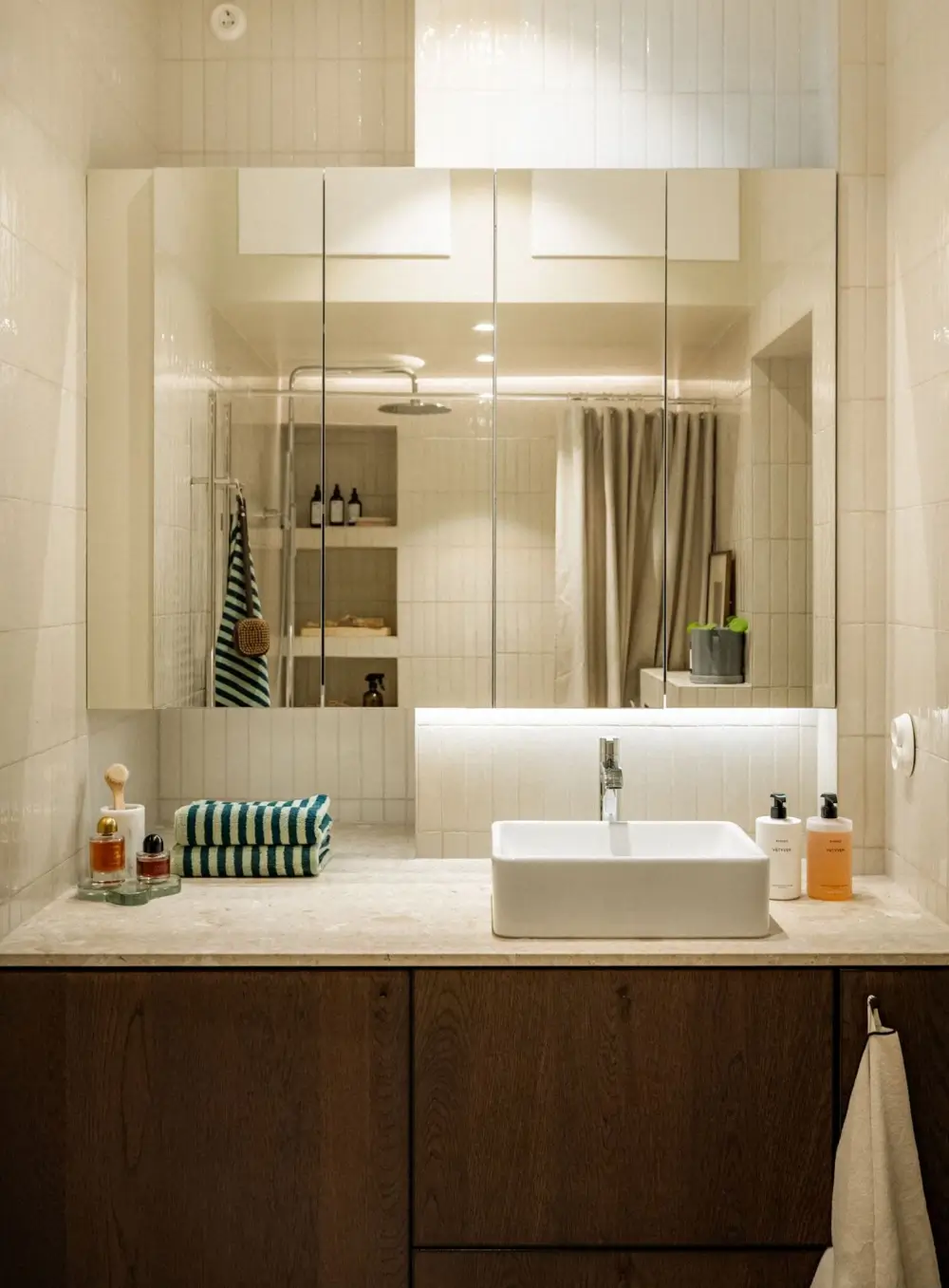 Painted Ceilings and a Light Yellow Kitchen in a Swedish Apartment 28 renovated-late-19th-century-apartment-yellow-kitchen-nordroom