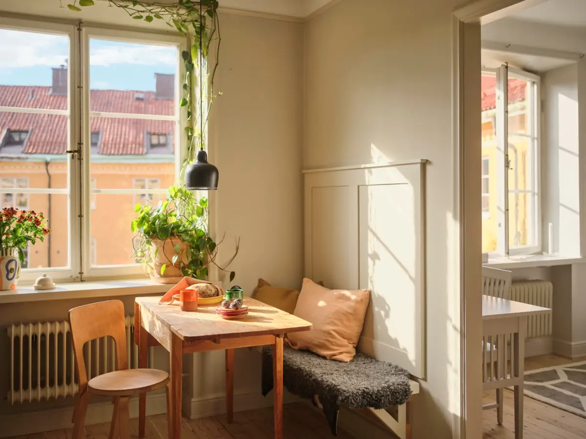 A Serene Studio Apartment with a Beautiful Green Kitchen 16 swedish-studio-apartment-charming-green-kitchen-nordroom