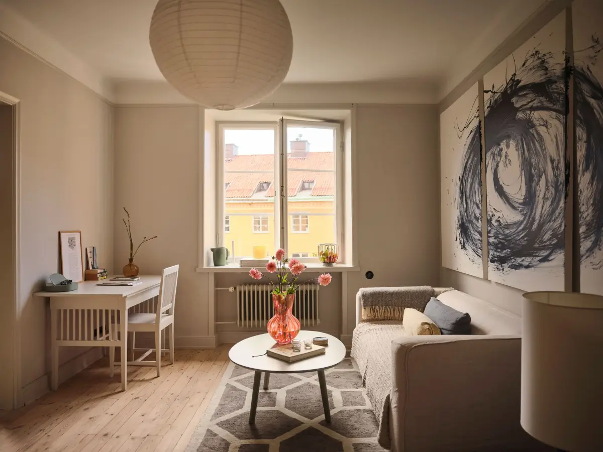 A Serene Studio Apartment with a Beautiful Green Kitchen 1 swedish-studio-apartment-charming-green-kitchen-nordroom