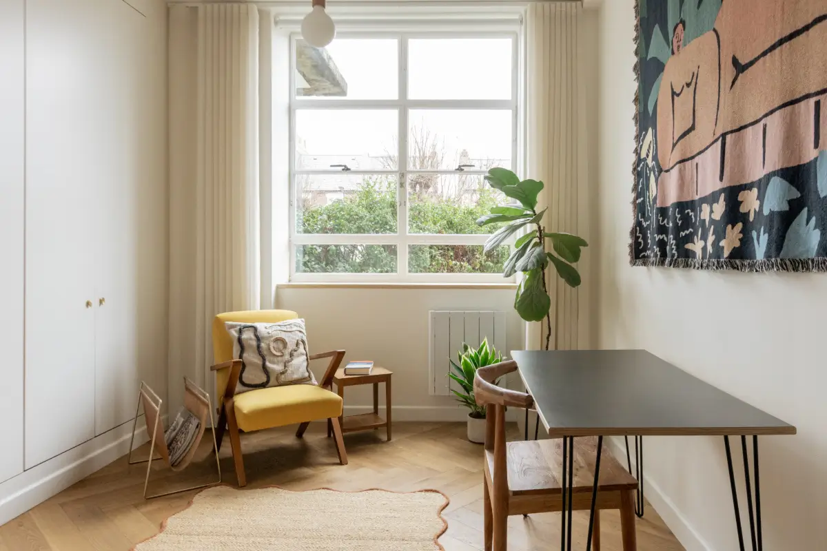 A Light-Filled Modernist Apartment in London 24 three-bedroom-family-apartment-former-1930s-hospital-london