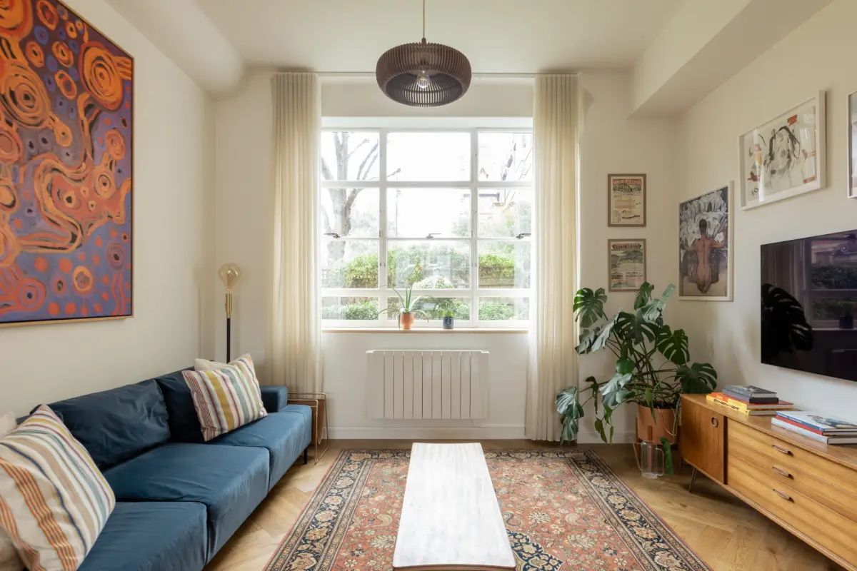 A Light-Filled Modernist Apartment in London 4 three-bedroom-family-apartment-former-1930s-hospital-london