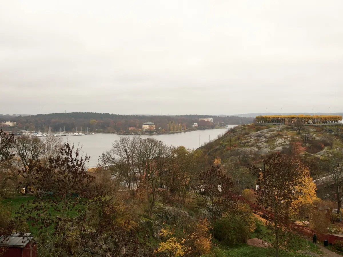 Soft Colors and Magnificent Views in a Stockholm Apartment 24 two-bedroom-stockholm-apartment-spectacular-sea-city-views-nordroom