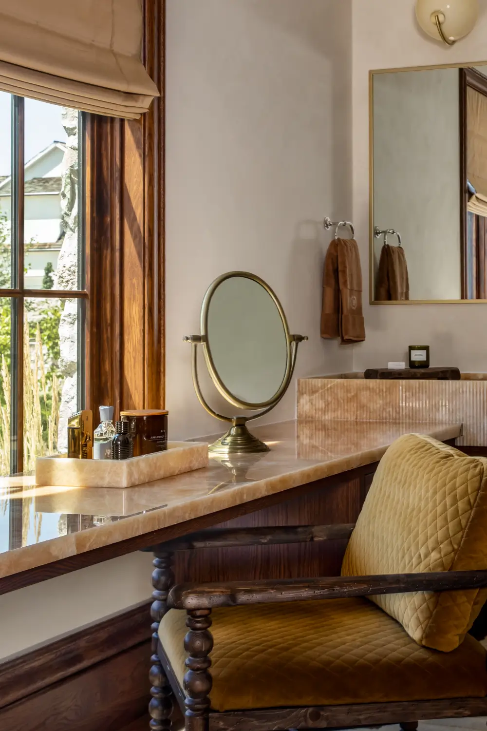 An Officine Gullo Kitchen in Crumblr Cookies Co-Founder's Grand Utah Home 27 utah-home-Crumbl-co-founder-Sawyer-Hemsle