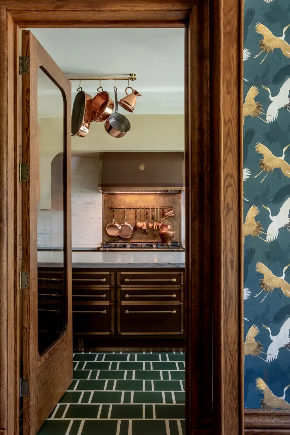 An Officine Gullo Kitchen in Crumblr Cookies Co-Founder's Grand Utah Home 16 utah-home-Crumbl-co-founder-Sawyer-Hemsle