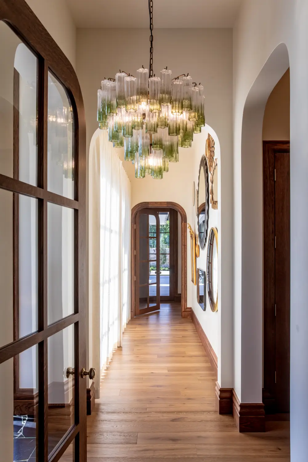 An Officine Gullo Kitchen in Crumblr Cookies Co-Founder's Grand Utah Home 26 utah-home-Crumbl-co-founder-Sawyer-Hemsle