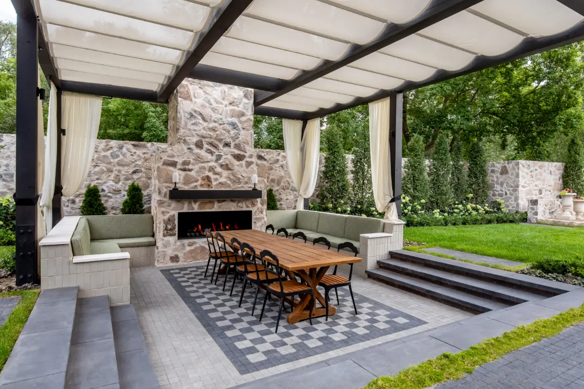 An Officine Gullo Kitchen in Crumblr Cookies Co-Founder's Grand Utah Home 51 utah-home-Crumbl-co-founder-Sawyer-Hemsle