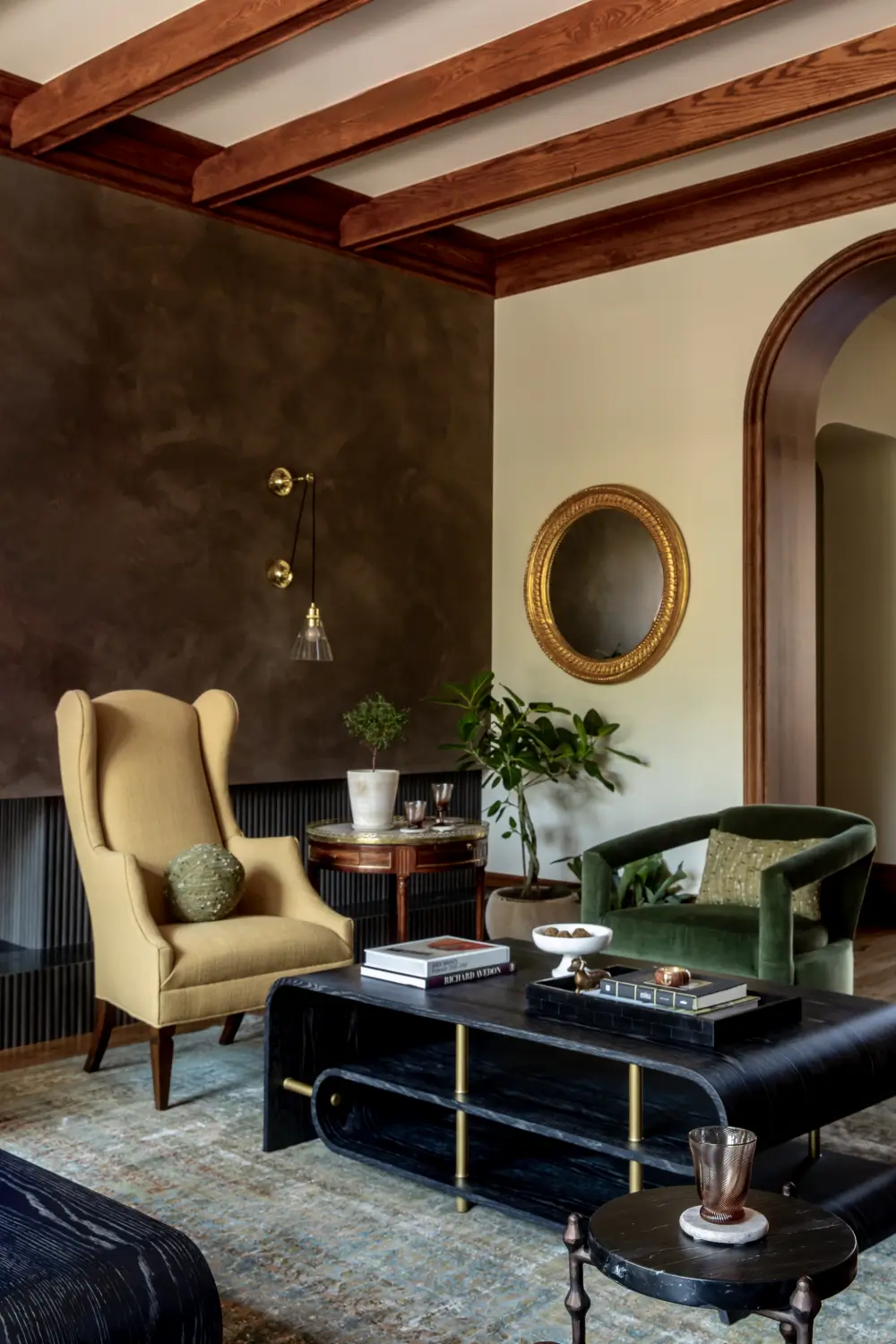 An Officine Gullo Kitchen in Crumblr Cookies Co-Founder's Grand Utah Home 5 utah-home-Crumbl-co-founder-Sawyer-Hemsle