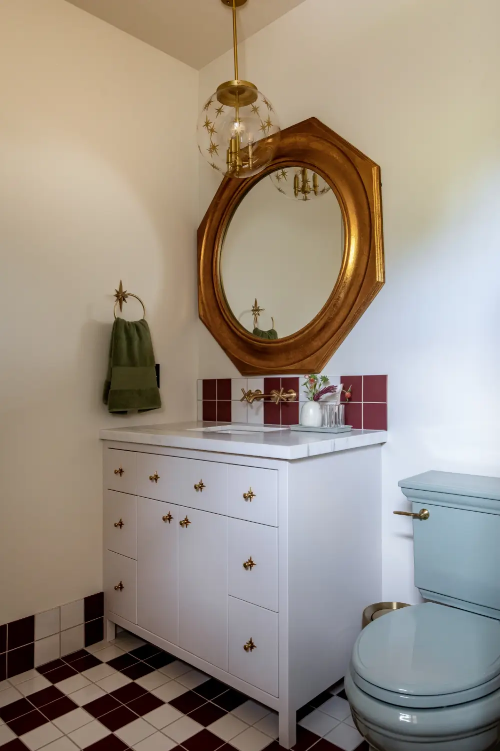 An Officine Gullo Kitchen in Crumblr Cookies Co-Founder's Grand Utah Home 33 utah-home-Crumbl-co-founder-Sawyer-Hemsle