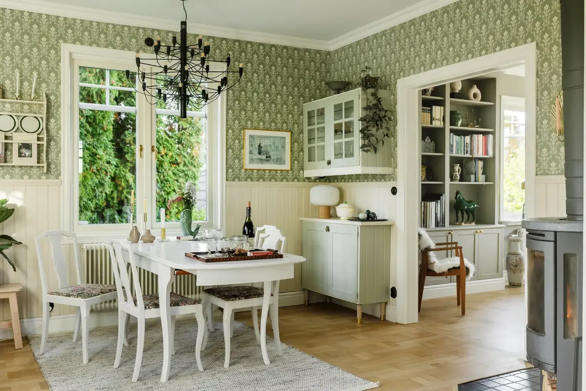 A 1920s Swedish House with a Classic Renovated Bathroom and a Lush Garden 10 1920s-house-renovated-bathroom-pretty-garden-stockholm-nordroom