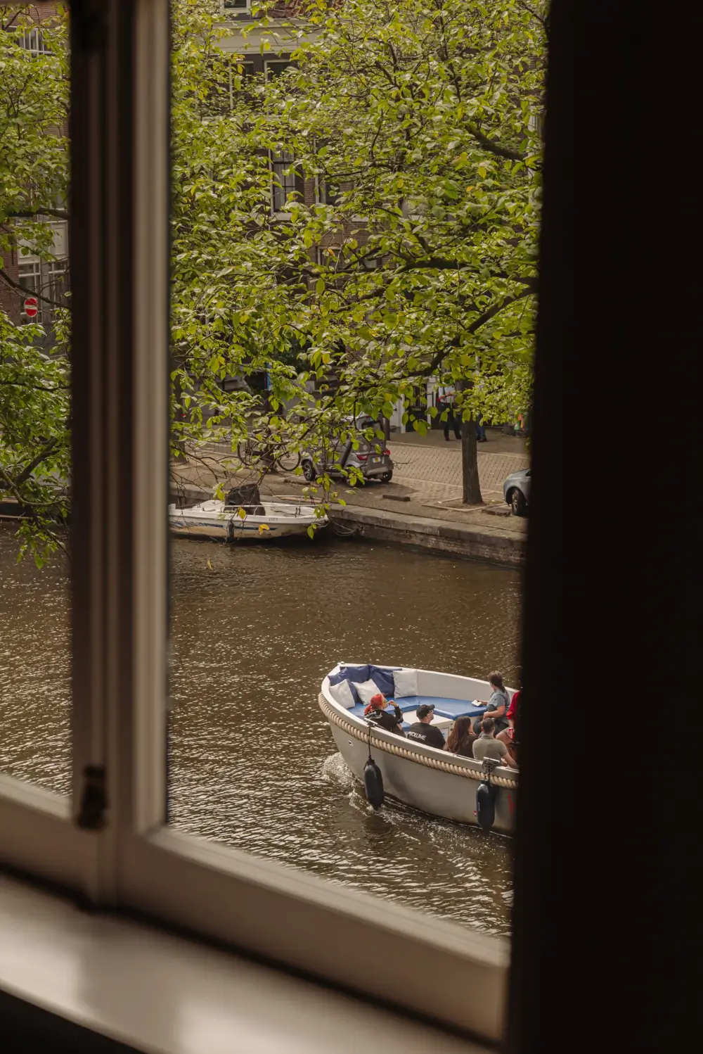Step Inside Anton Corbijn’s Cinematic Amsterdam Canal House 16 canal-house-amsterdam-anton-corbijn-for-sale