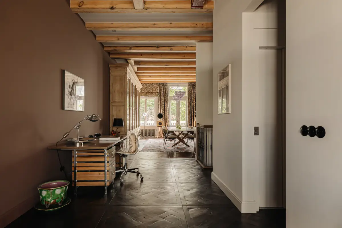 Step Inside Anton Corbijn’s Cinematic Amsterdam Canal House 19 canal-house-amsterdam-anton-corbijn-for-sale