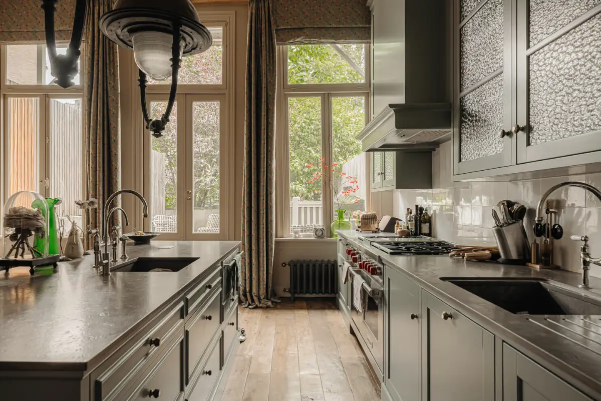 Step Inside Anton Corbijn’s Cinematic Amsterdam Canal House 4 canal-house-amsterdam-anton-corbijn-for-sale