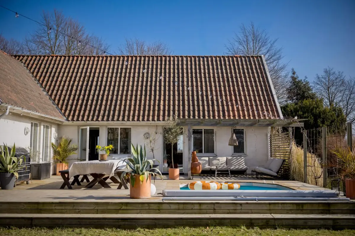 concrete-floors-natural-materials-south-sweden-home