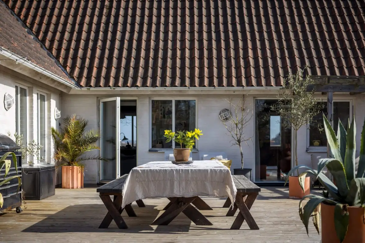 concrete-floors-natural-materials-south-sweden-home