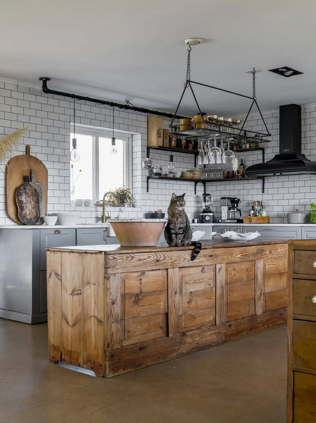 concrete-floors-natural-materials-south-sweden-home