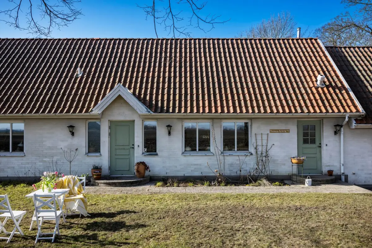 concrete-floors-natural-materials-south-sweden-home
