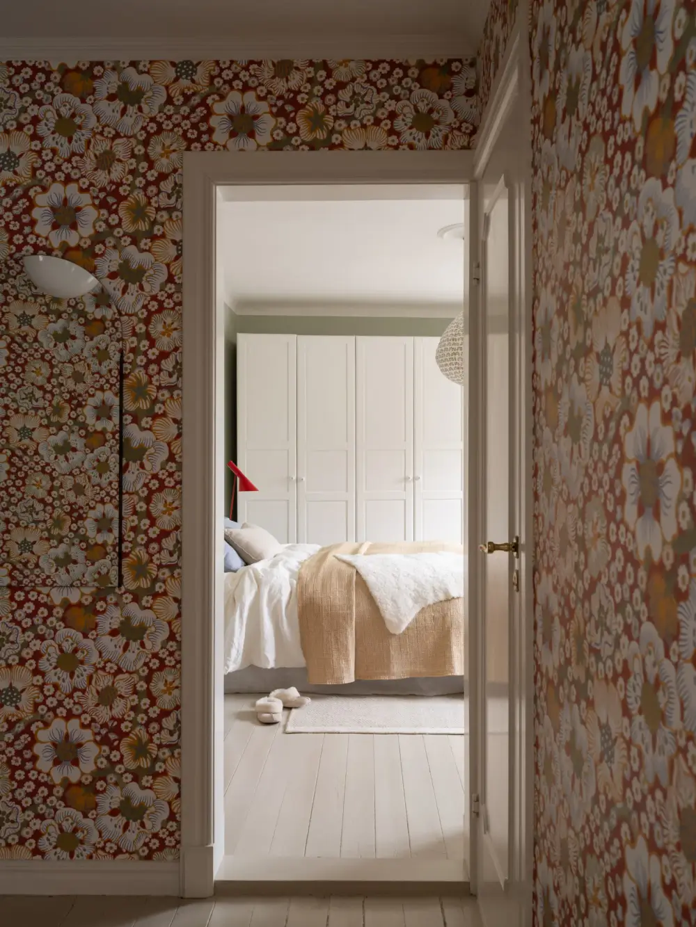 A Period-Style Kitchen is the Heart of the Home in this Swedish Apartment 17 cozy-kitchen-1910s-apartment-sweden-nordroom