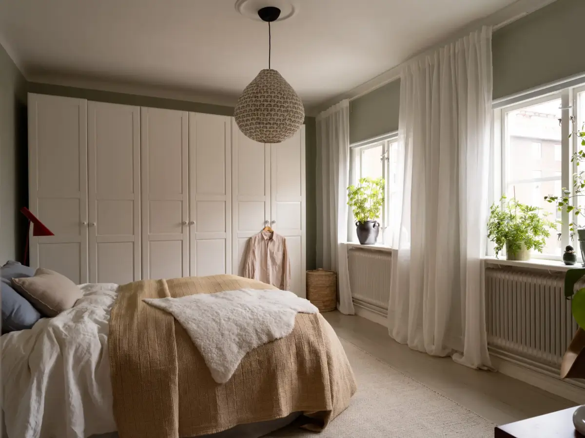 A Period-Style Kitchen is the Heart of the Home in this Swedish Apartment 19 cozy-kitchen-1910s-apartment-sweden-nordroom