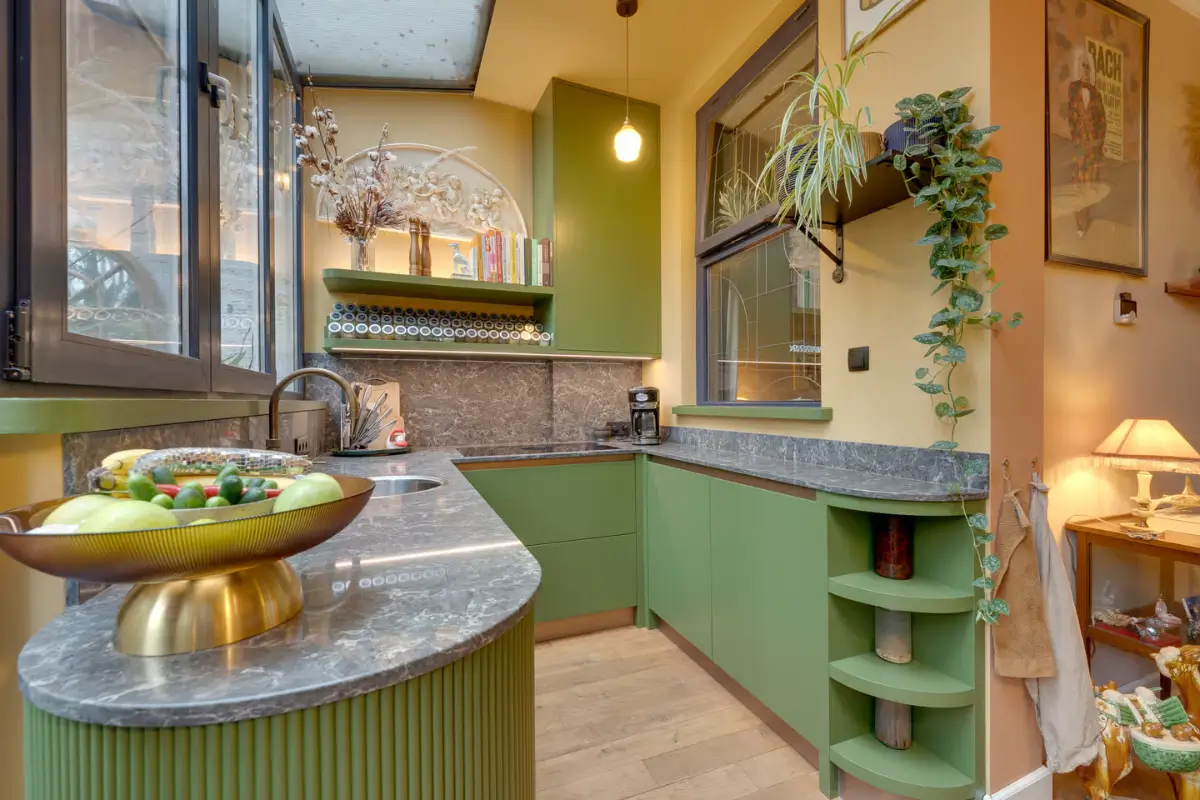 Warm Colors and a Small Garden in a Well-Planned Amsterdam Apartment 12 cozy-well-planned-amsterdam-apartment-small-garden