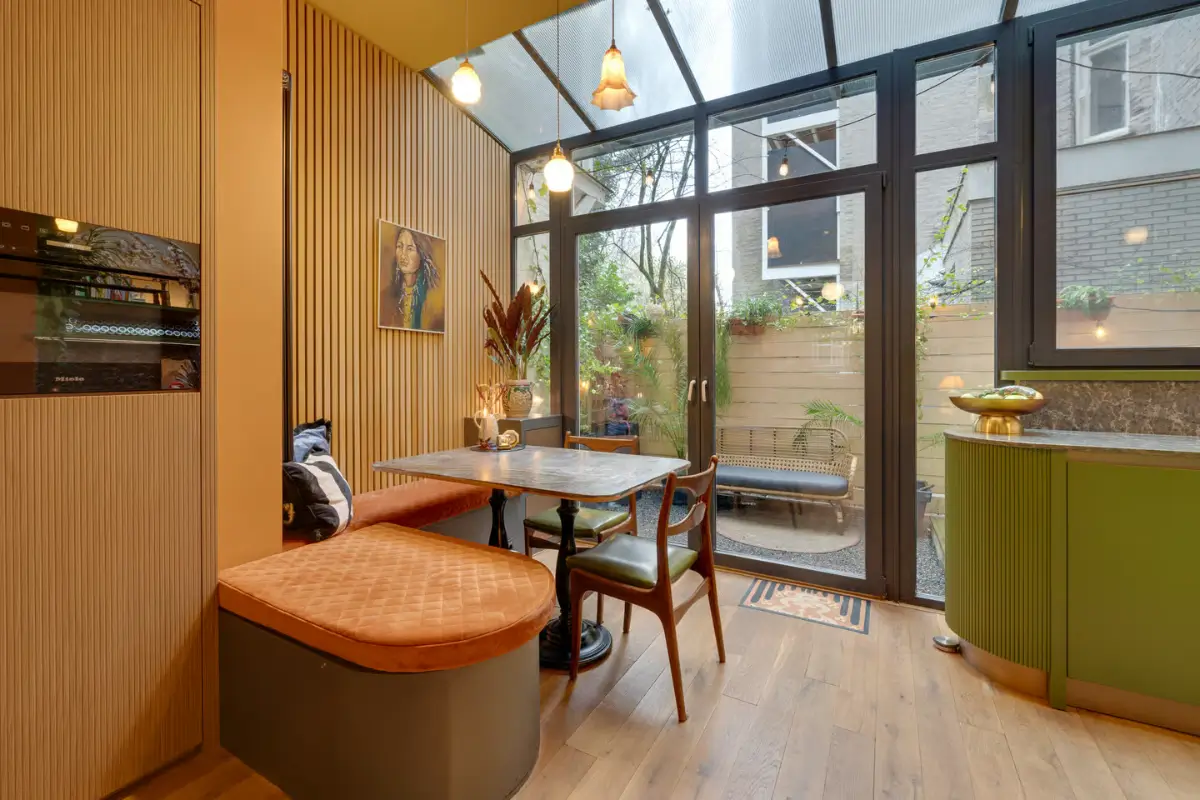 Warm Colors and a Small Garden in a Well-Planned Amsterdam Apartment 15 cozy-well-planned-amsterdam-apartment-small-garden